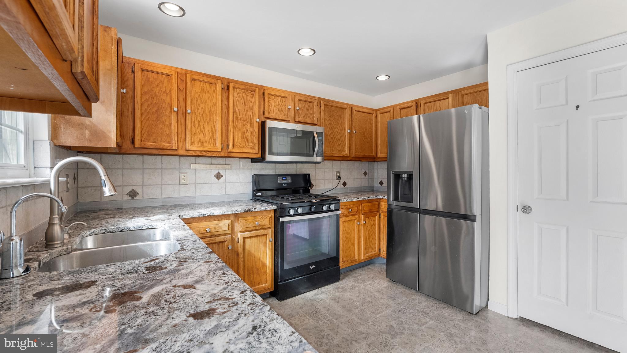 WASHINGTON WOODS - Residential