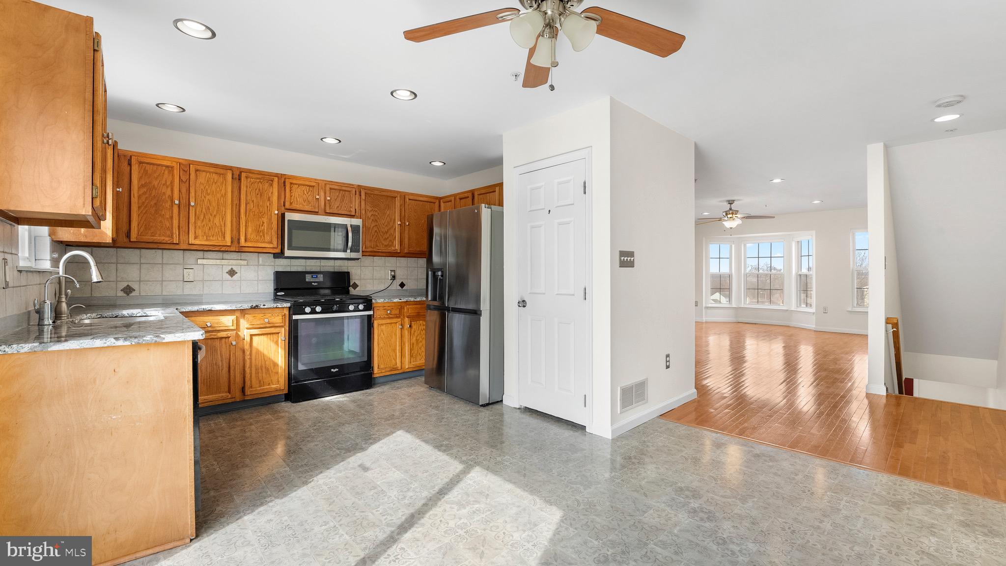 WASHINGTON WOODS - Residential