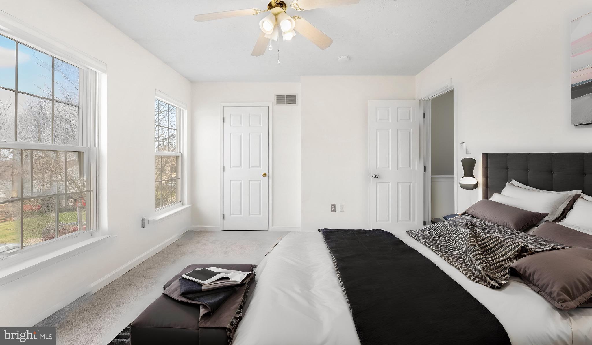 WASHINGTON WOODS - Residential