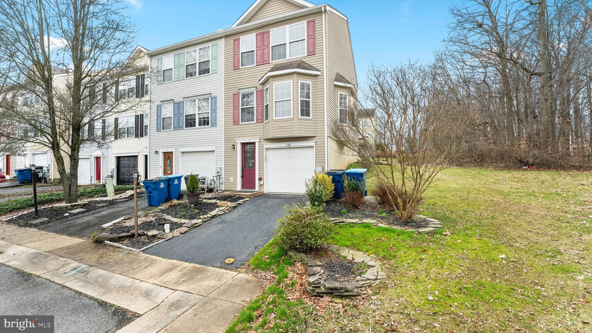 WASHINGTON WOODS - Residential