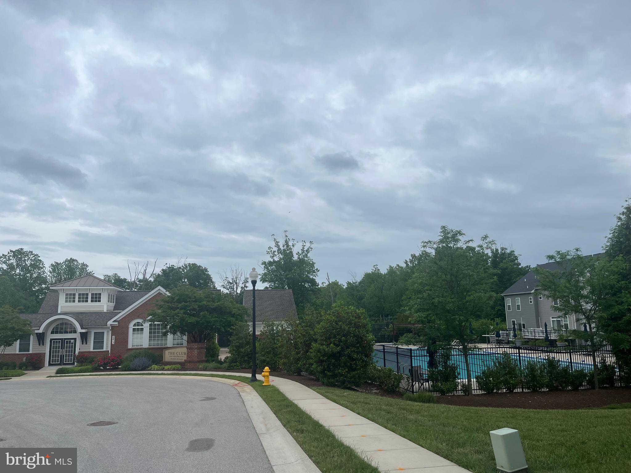 POINTE AT ARUNDEL PRESERVES - Residential Lease