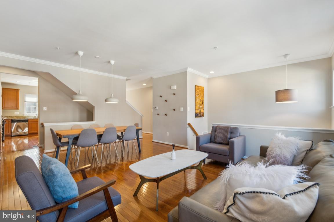 POINTE AT ARUNDEL PRESERVES - Residential Lease