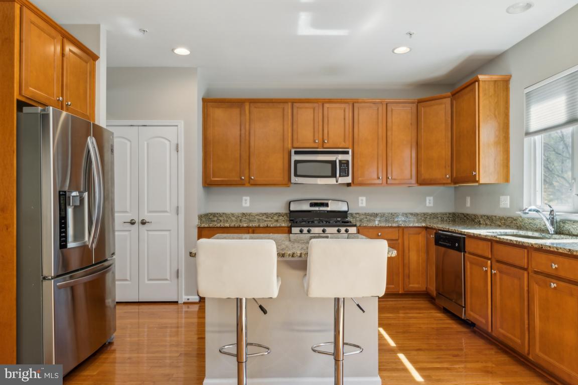 POINTE AT ARUNDEL PRESERVES - Residential Lease