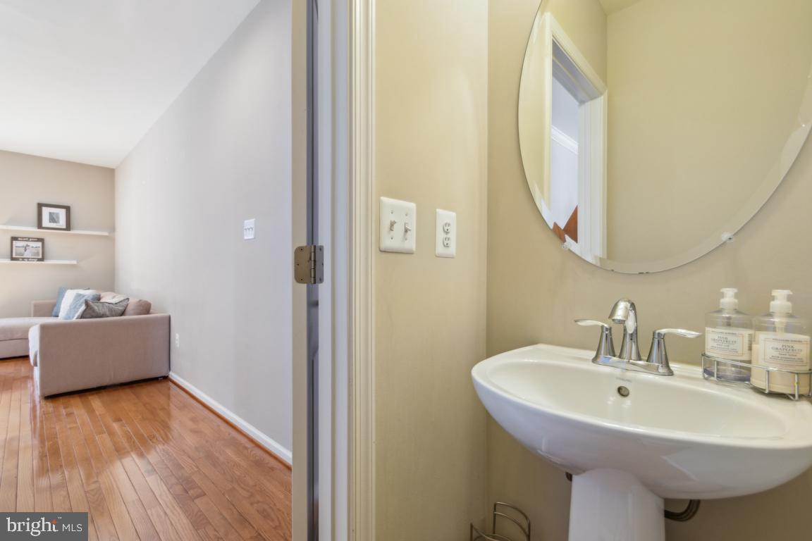 POINTE AT ARUNDEL PRESERVES - Residential Lease