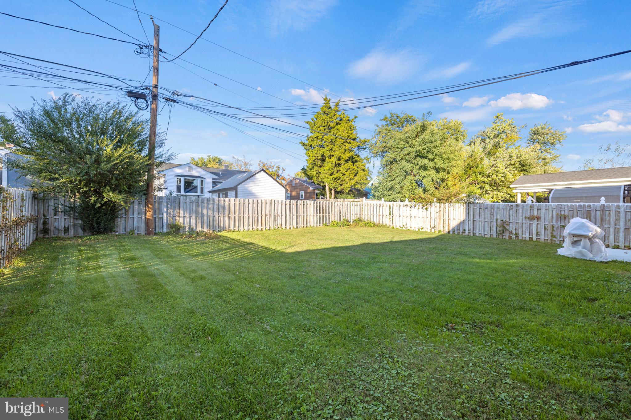 FAIRLAWN - Residential