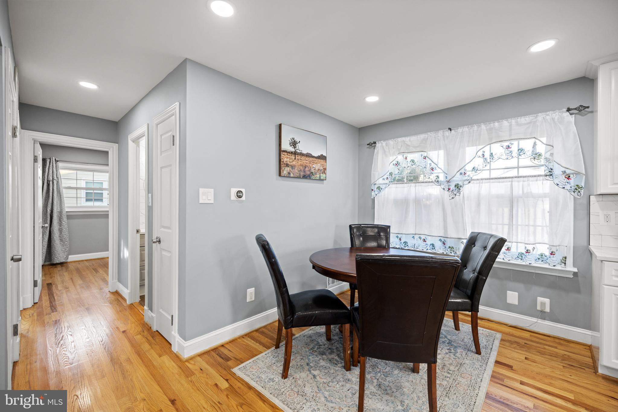 FAIRLAWN - Residential