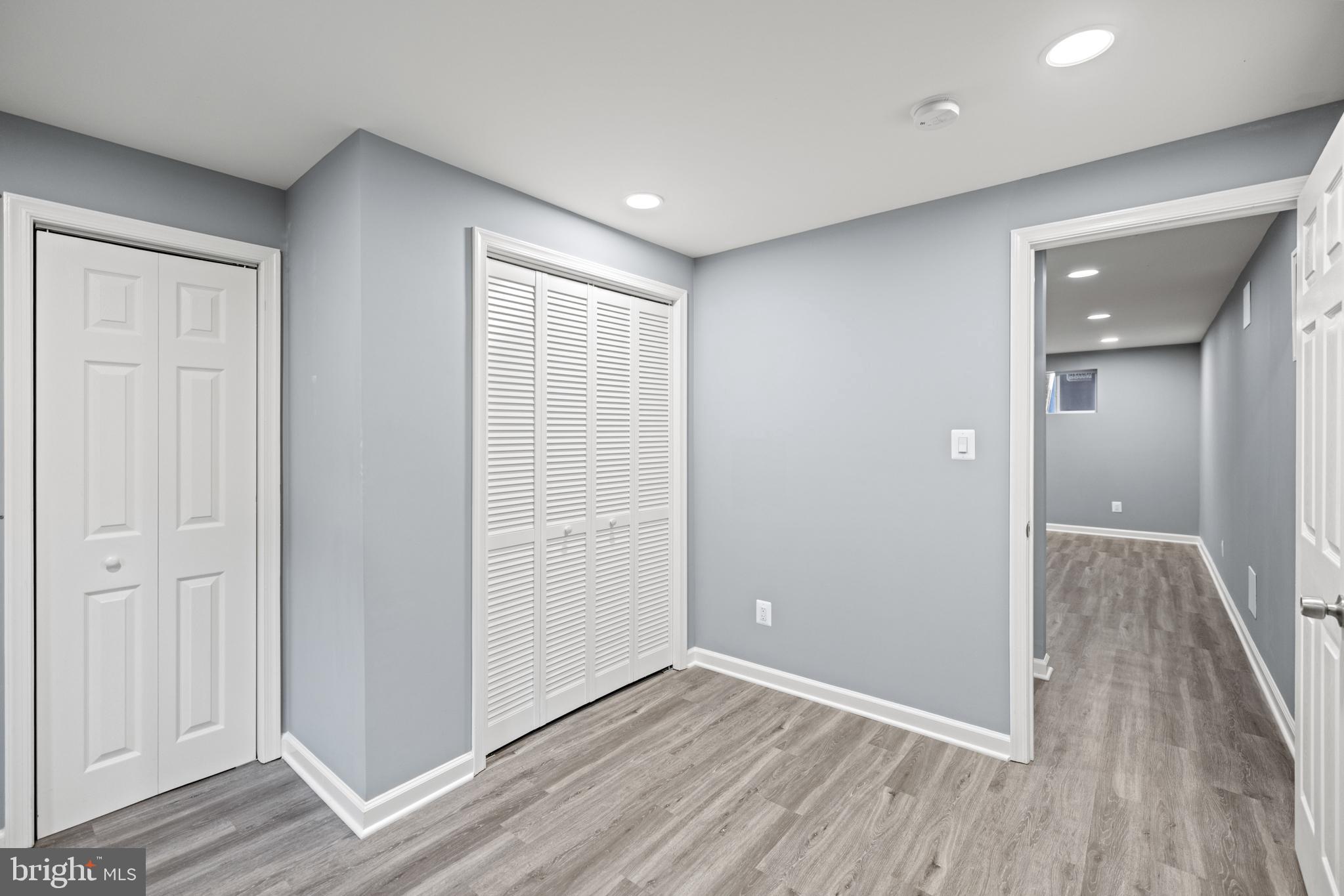 FAIRLAWN - Residential