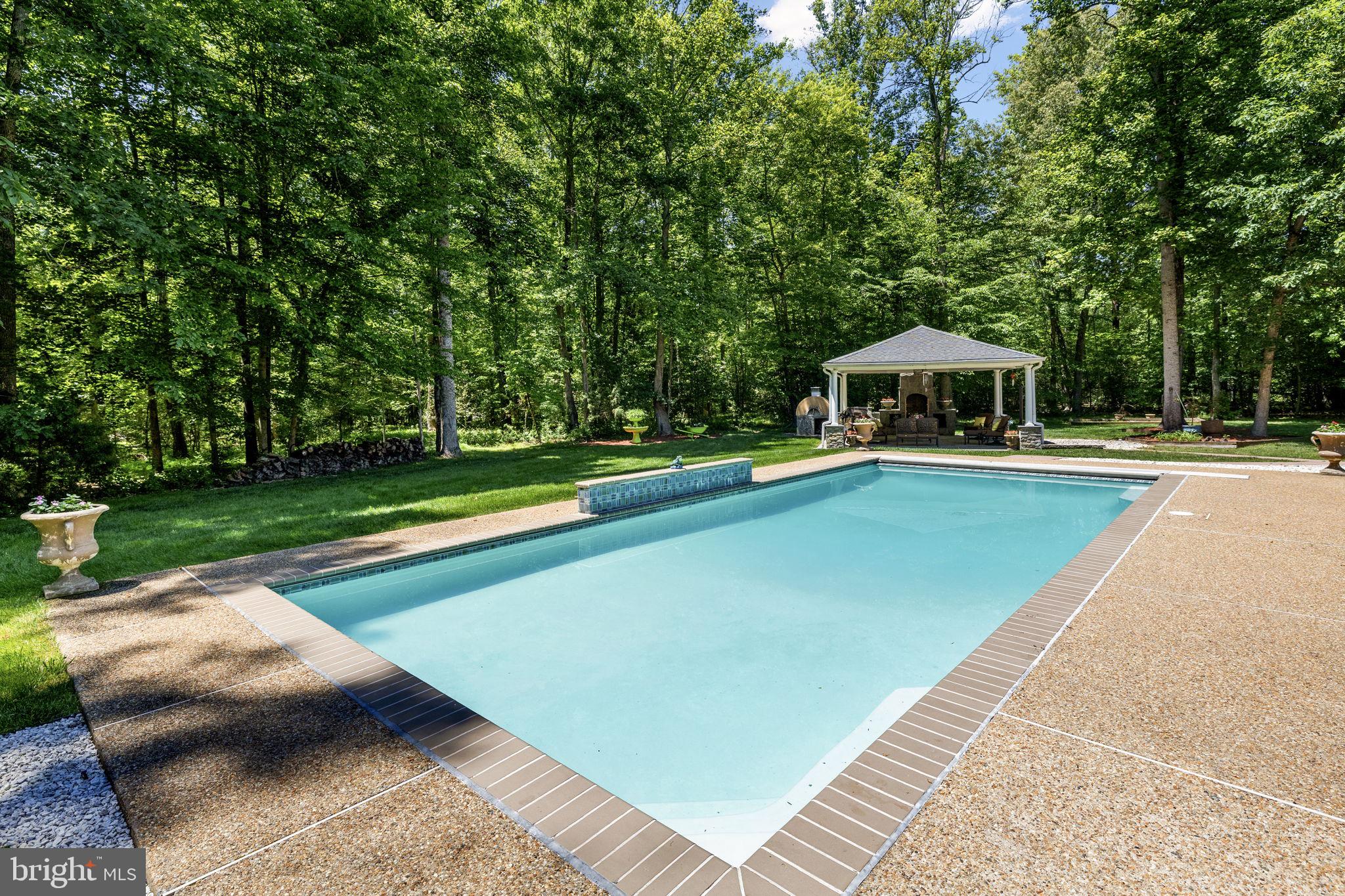 CHRISTY FARM - Residential