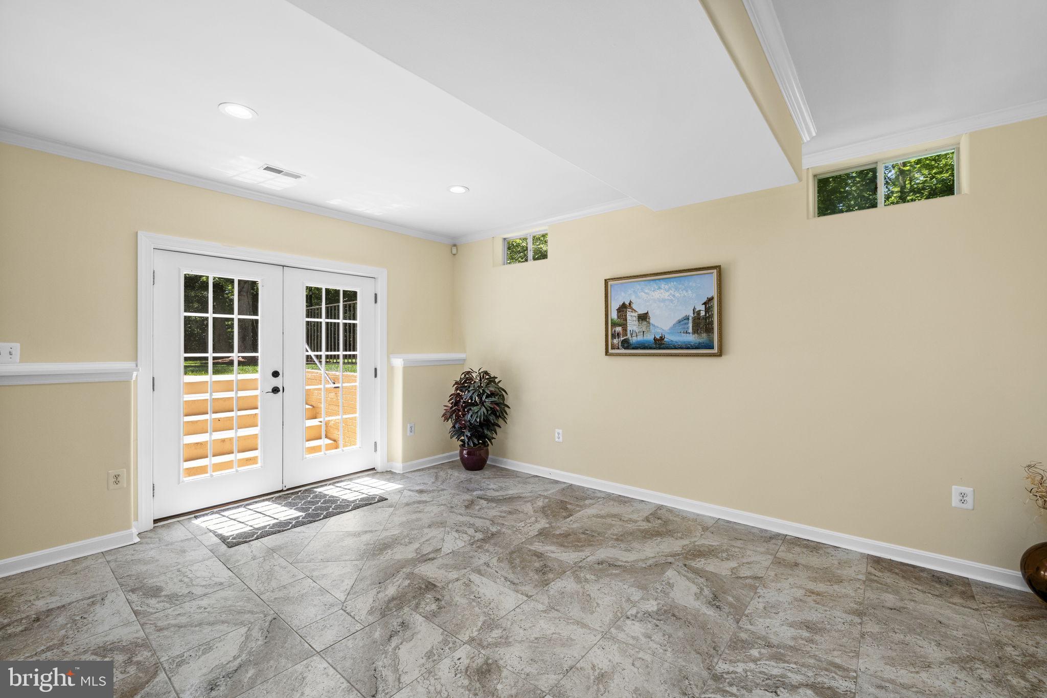 CHRISTY FARM - Residential