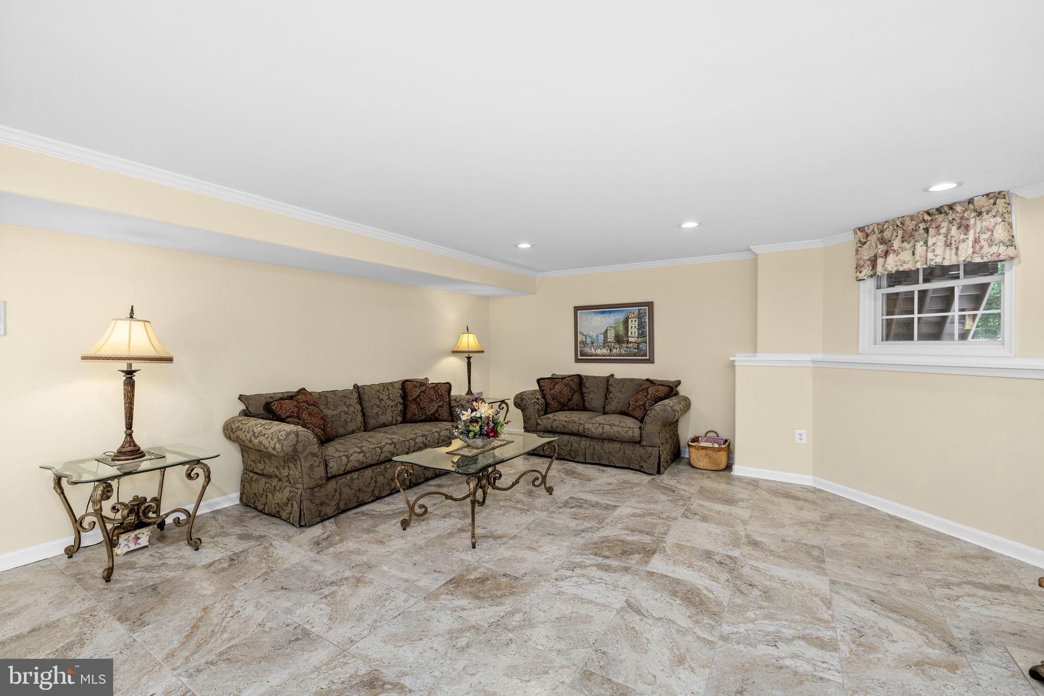 CHRISTY FARM - Residential