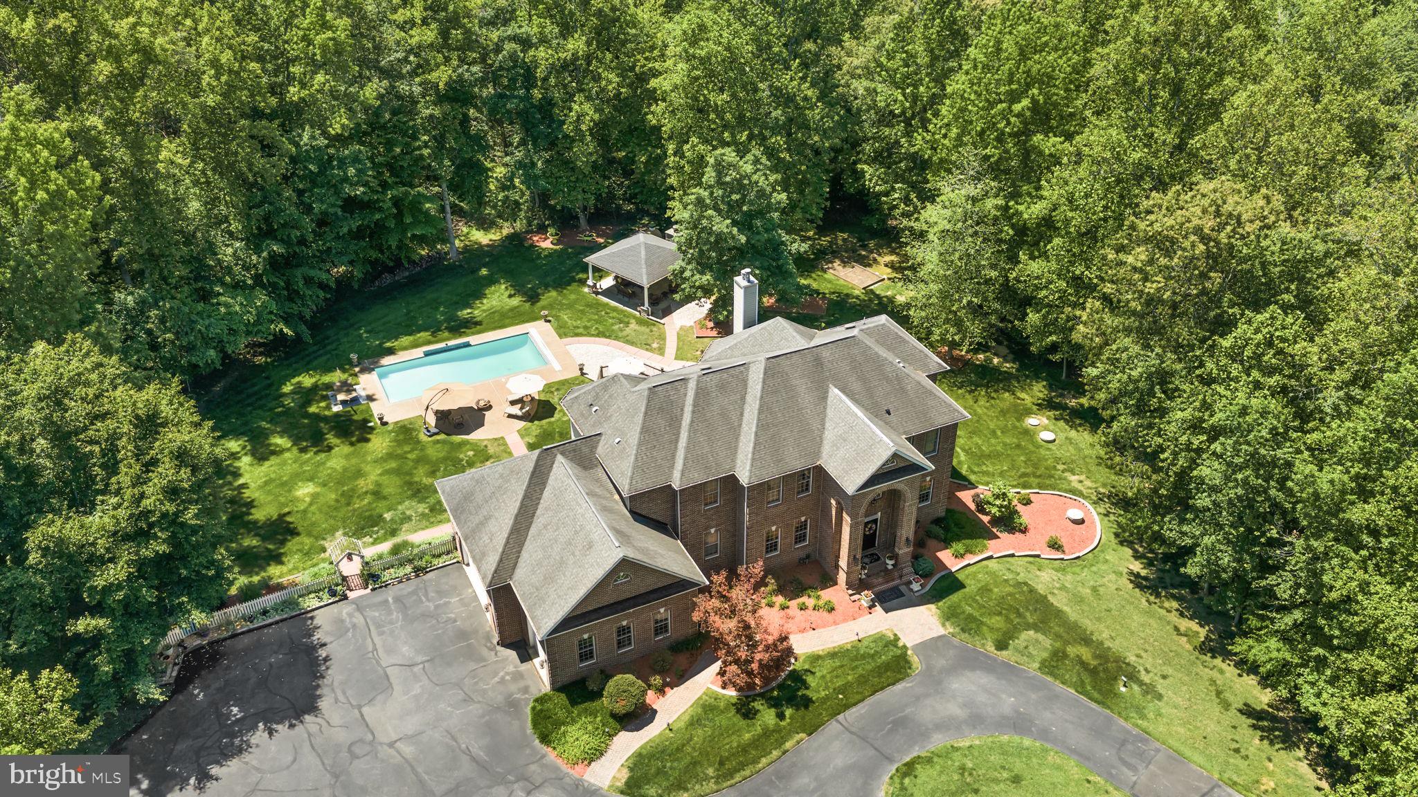 CHRISTY FARM - Residential