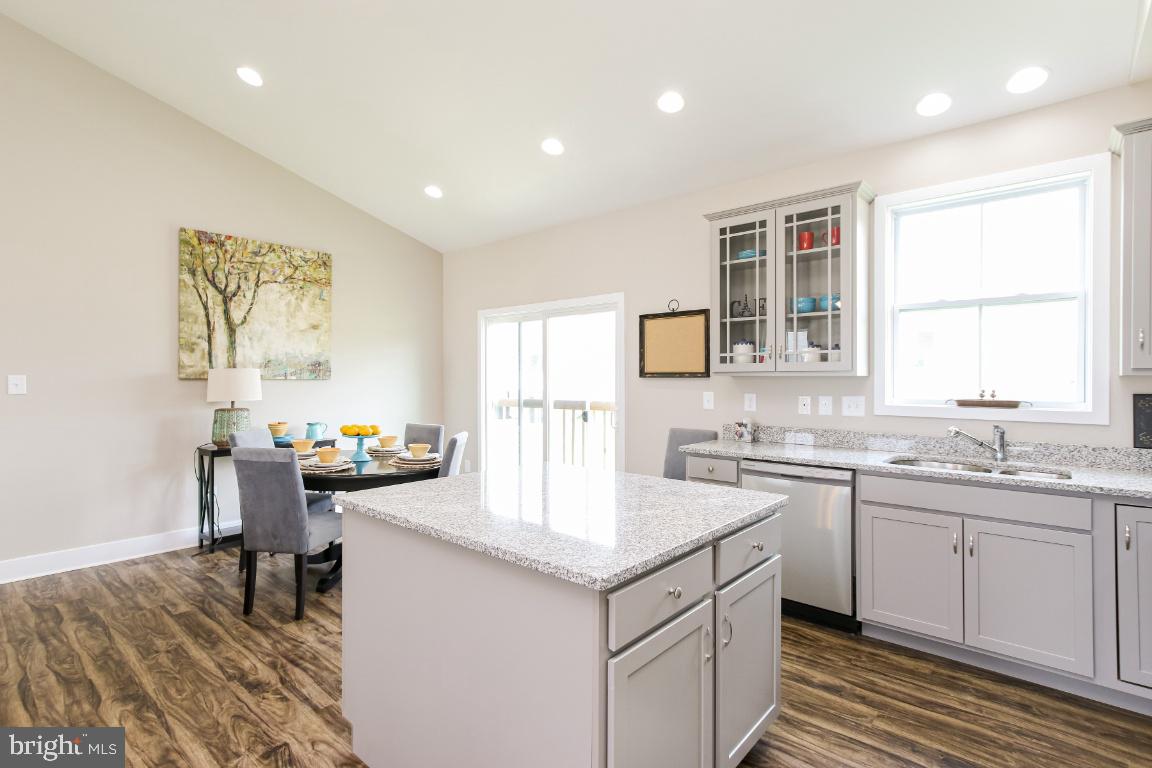 QUAIL RIDGE - Residential