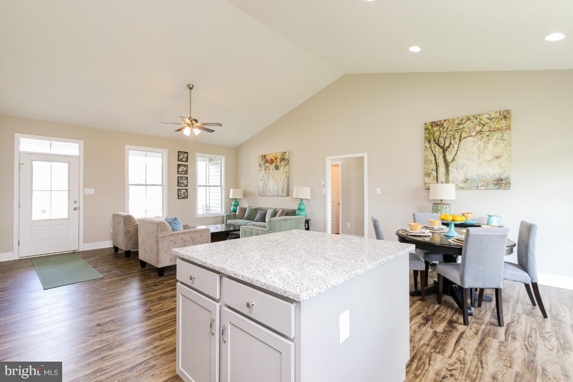 QUAIL RIDGE - Residential