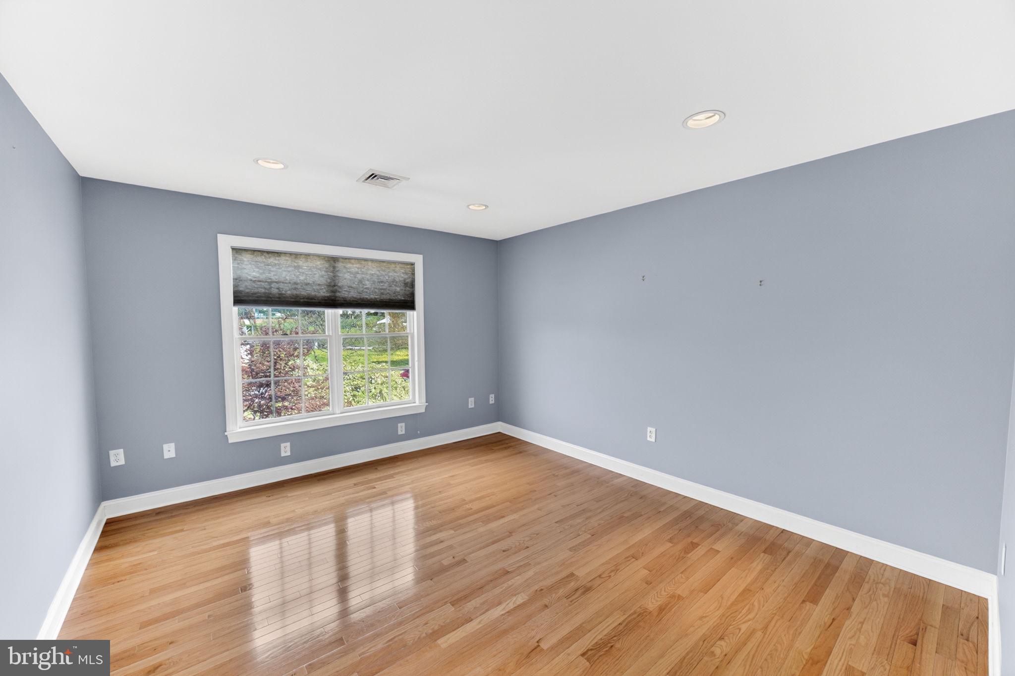 BROADHEAD MANOR - Residential