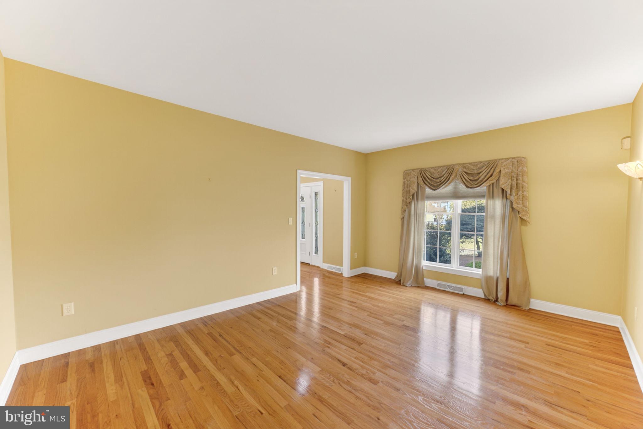 BROADHEAD MANOR - Residential