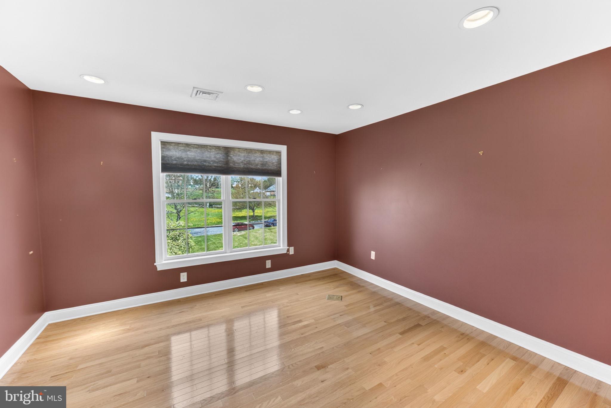 BROADHEAD MANOR - Residential