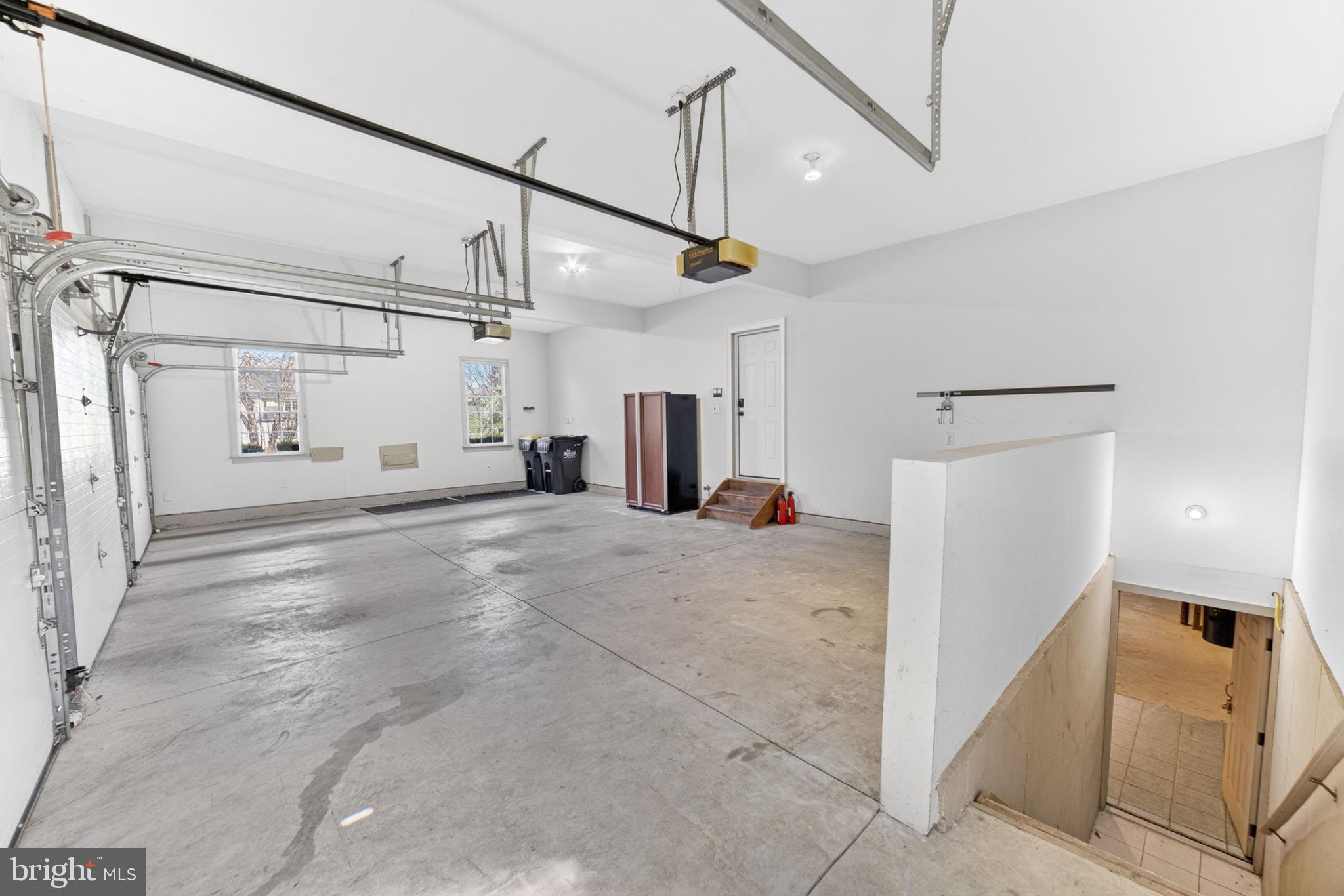 BROADHEAD MANOR - Residential