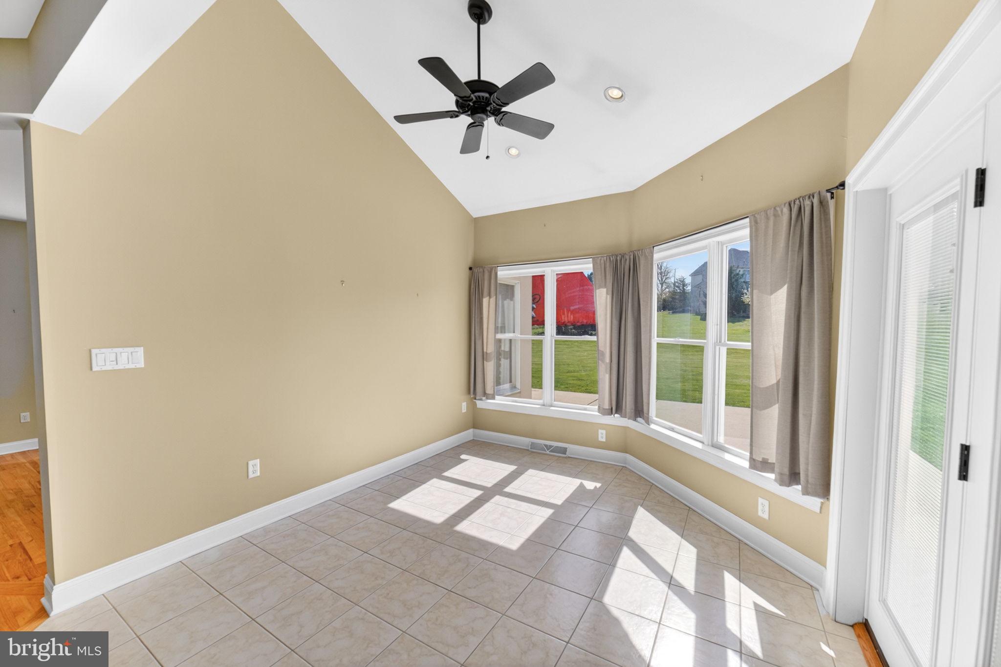 BROADHEAD MANOR - Residential