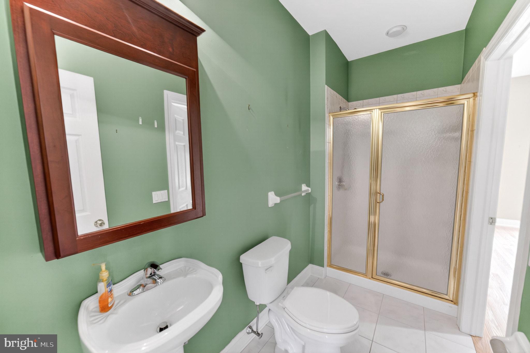 BROADHEAD MANOR - Residential