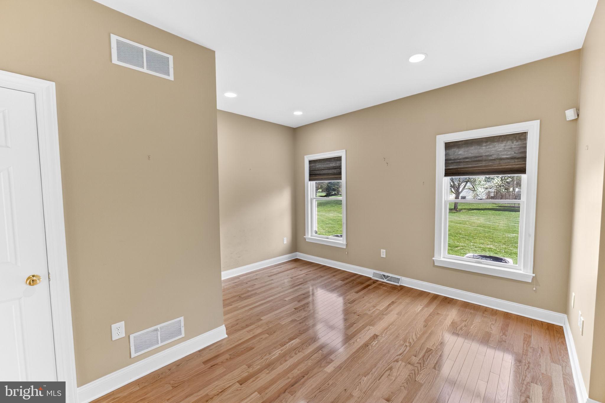 BROADHEAD MANOR - Residential
