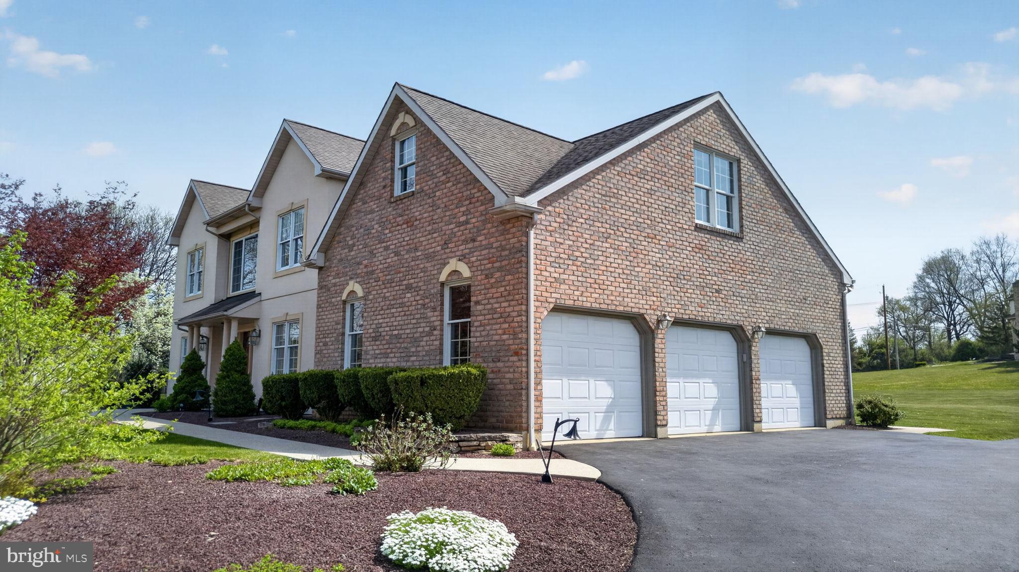 BROADHEAD MANOR - Residential