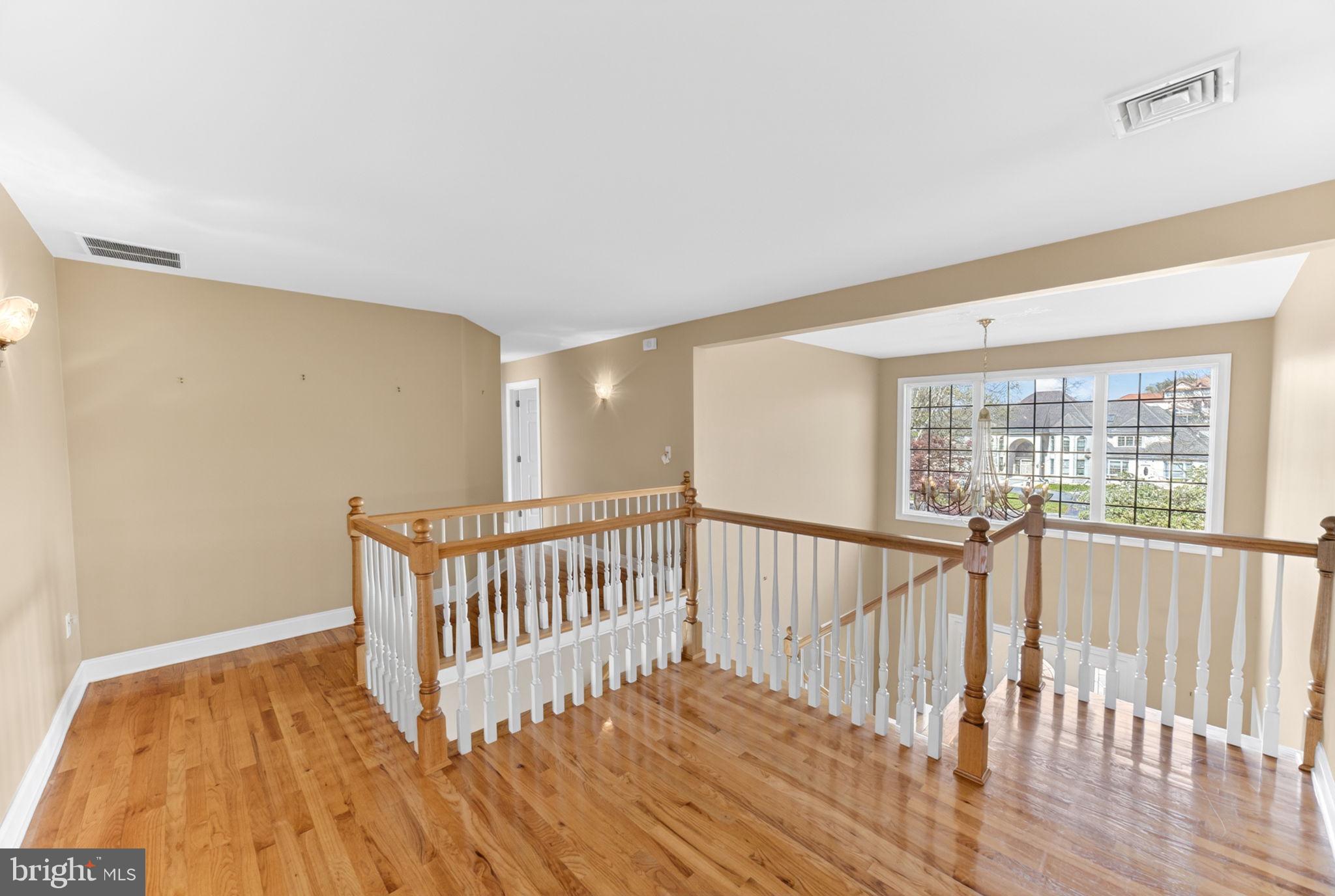 BROADHEAD MANOR - Residential