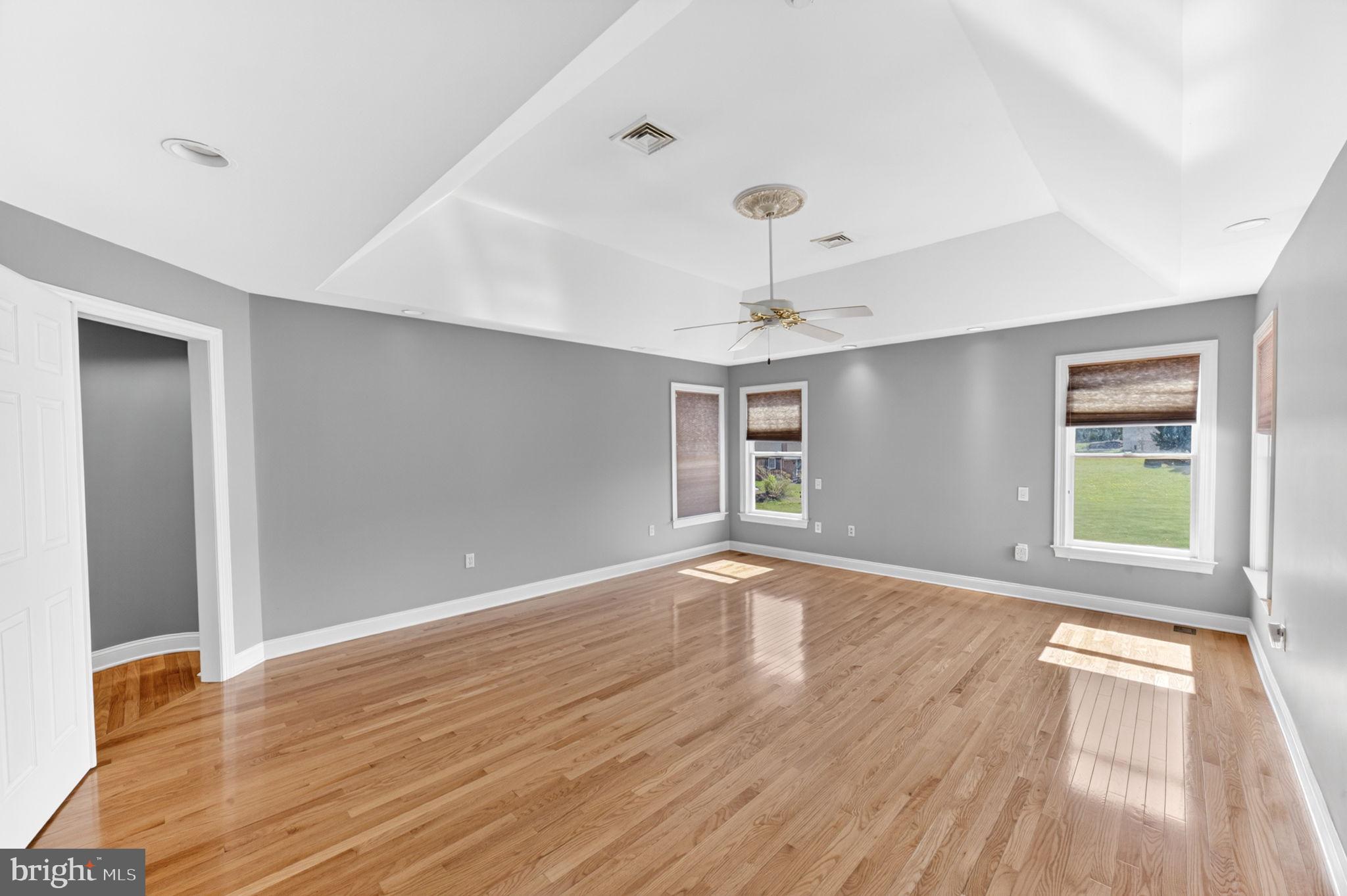 BROADHEAD MANOR - Residential