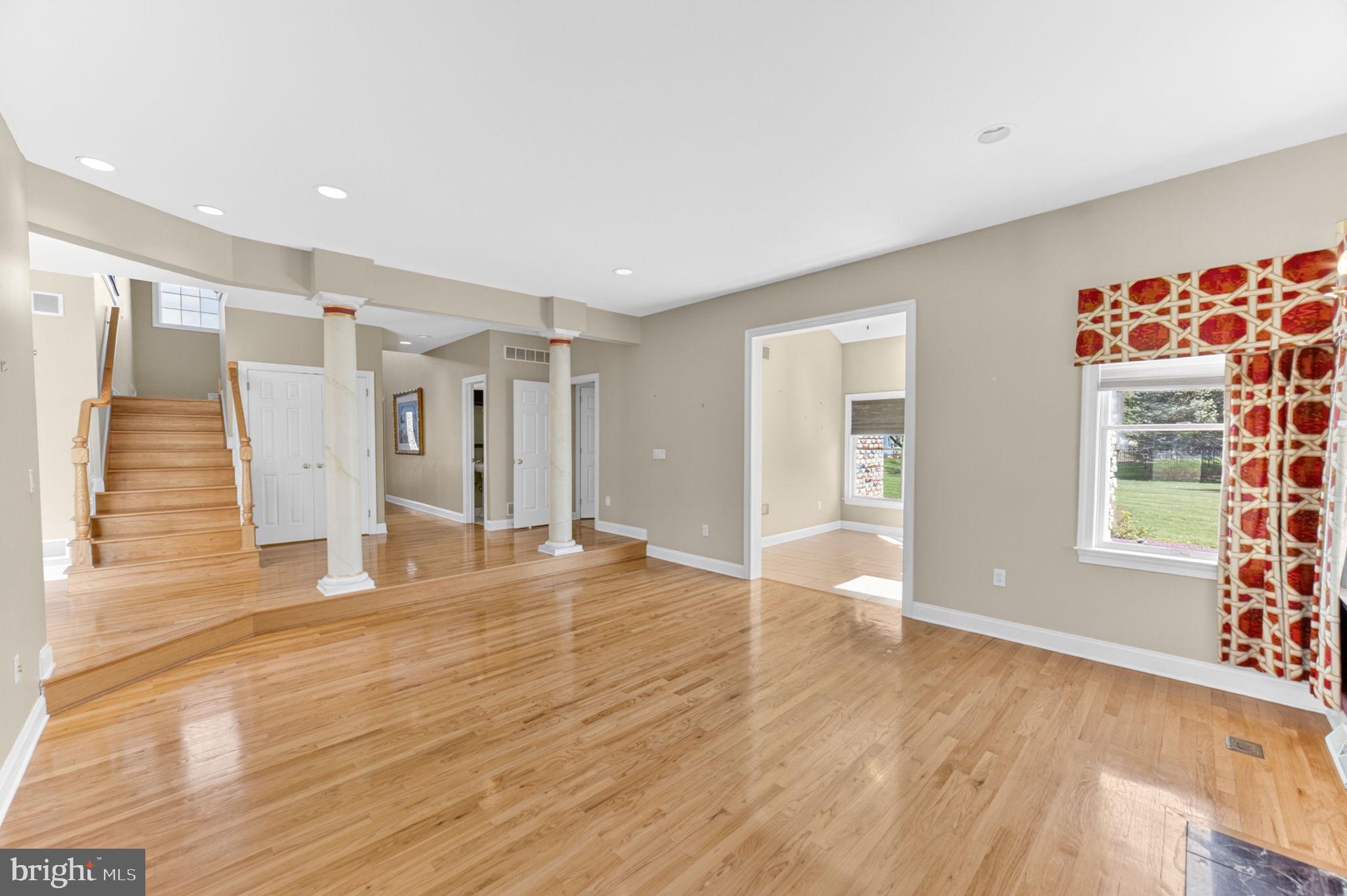 BROADHEAD MANOR - Residential
