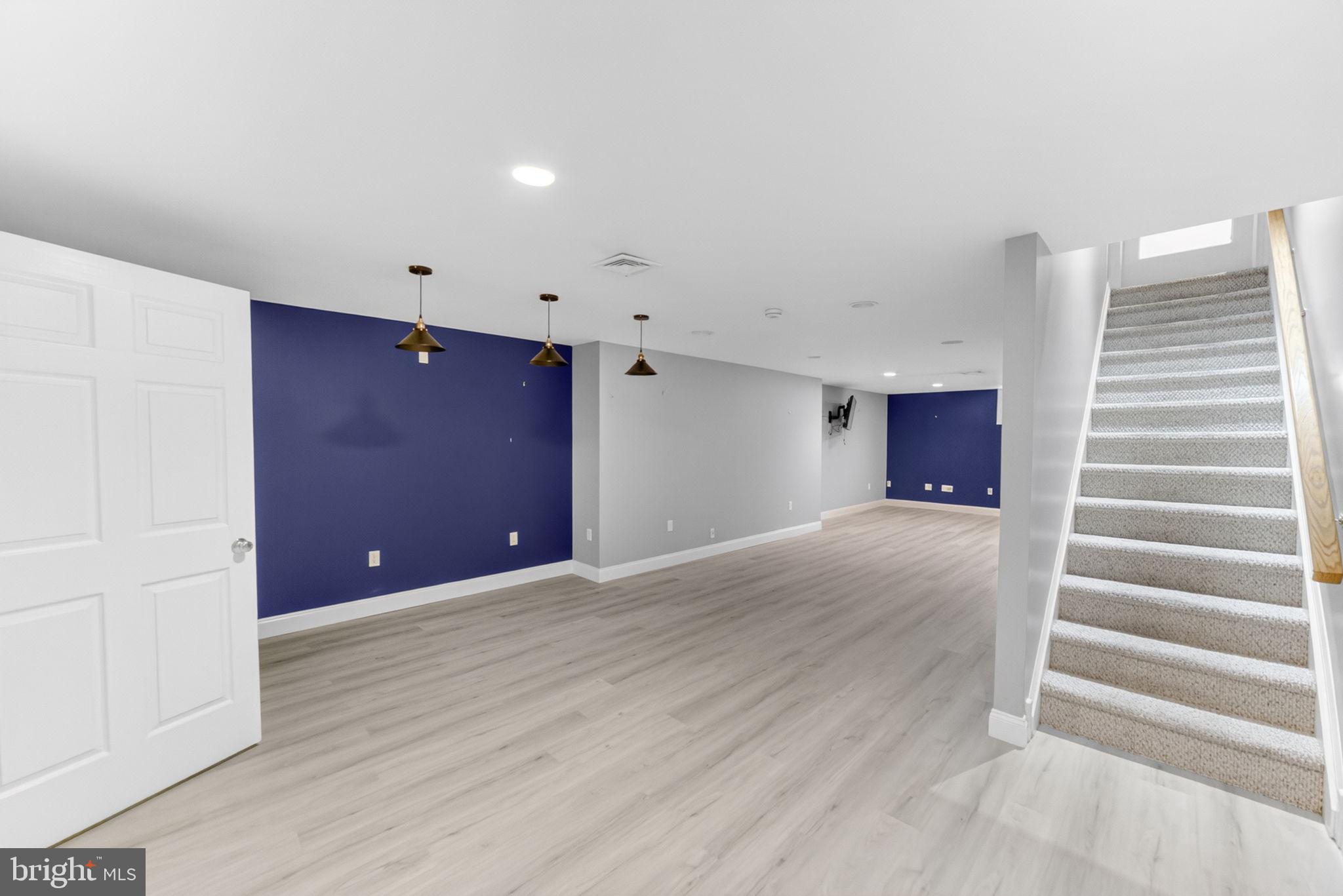 BROADHEAD MANOR - Residential