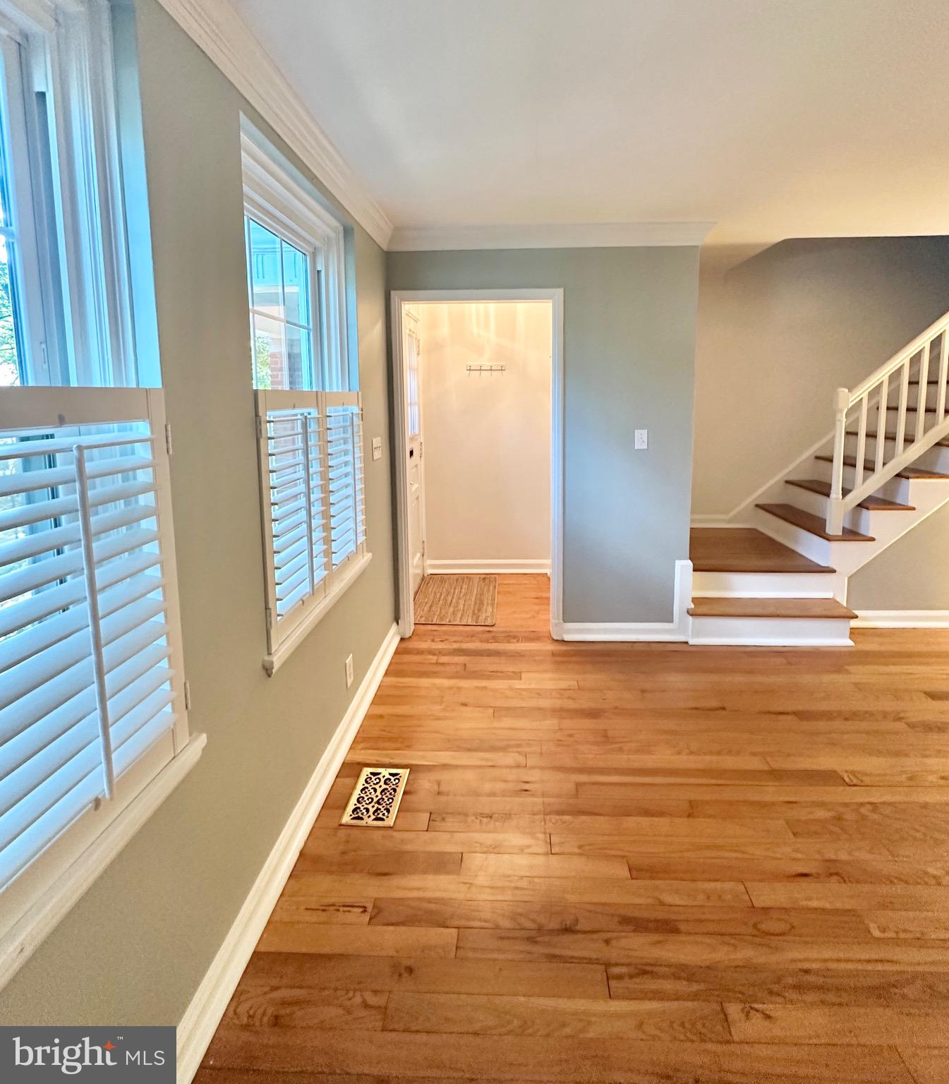 3159 S STAFFORD STREET