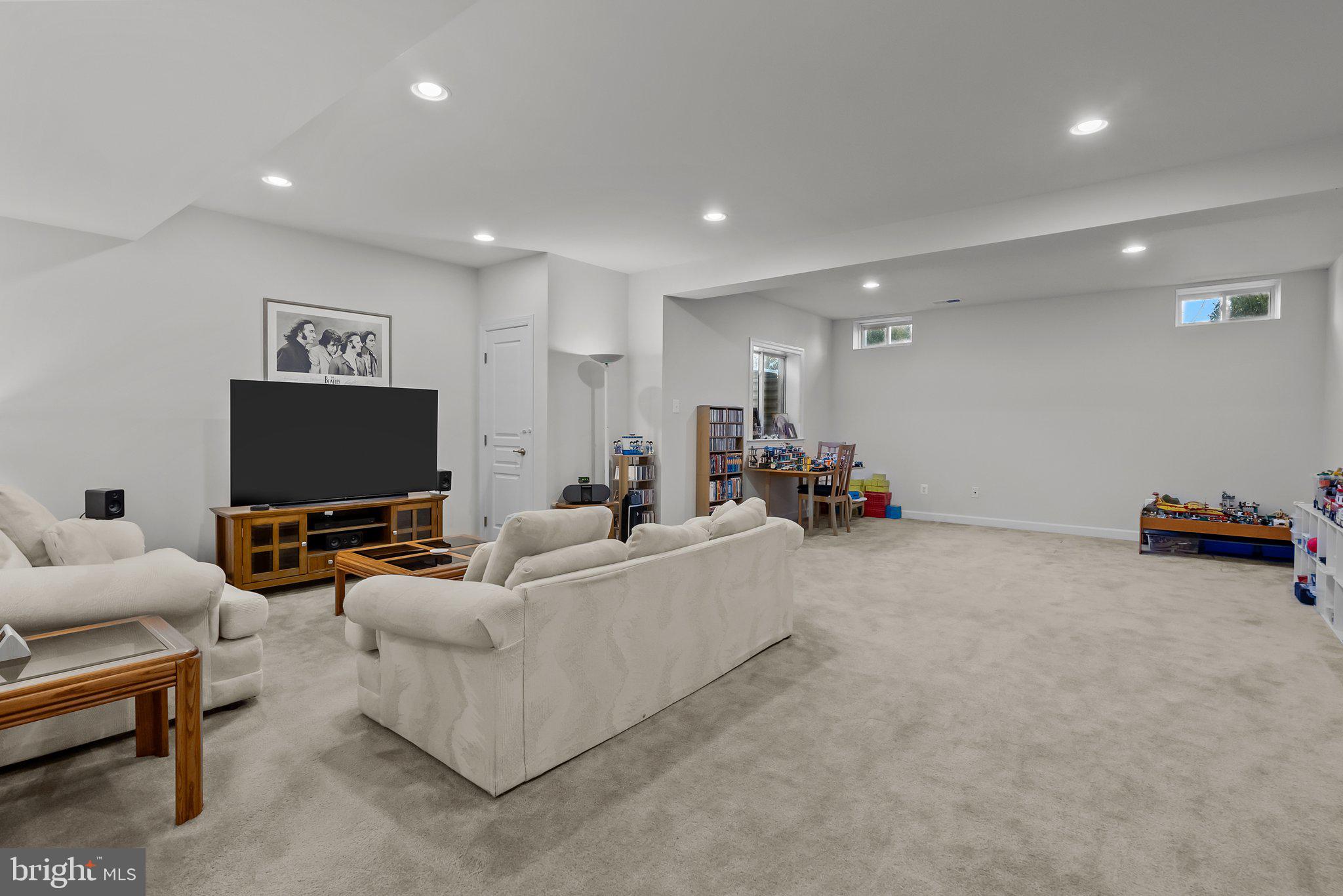 RESERVE SOUTHAMPTON - Residential