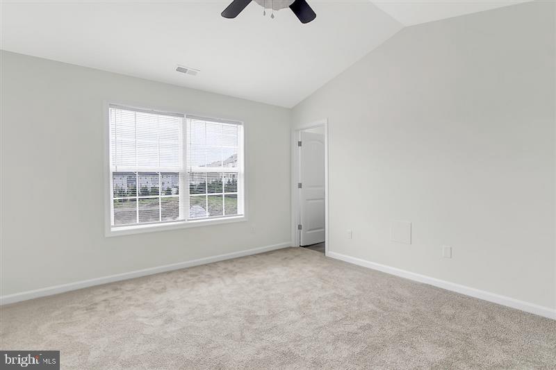 CREEKSIDE VILLAGE - Residential