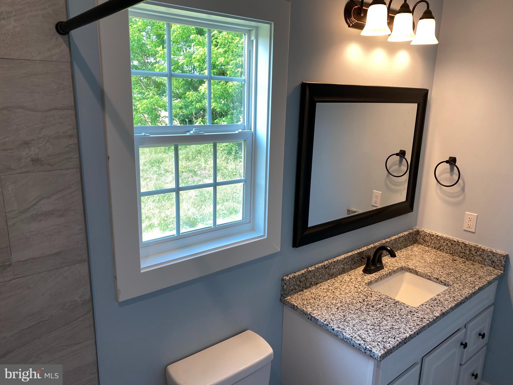 CABIN POINT / GLEBE HARBOR - Residential