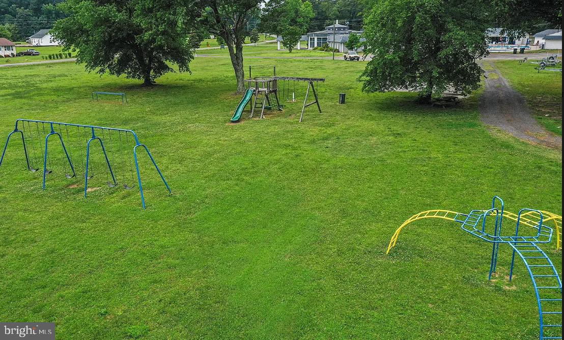 CABIN POINT / GLEBE HARBOR - Residential