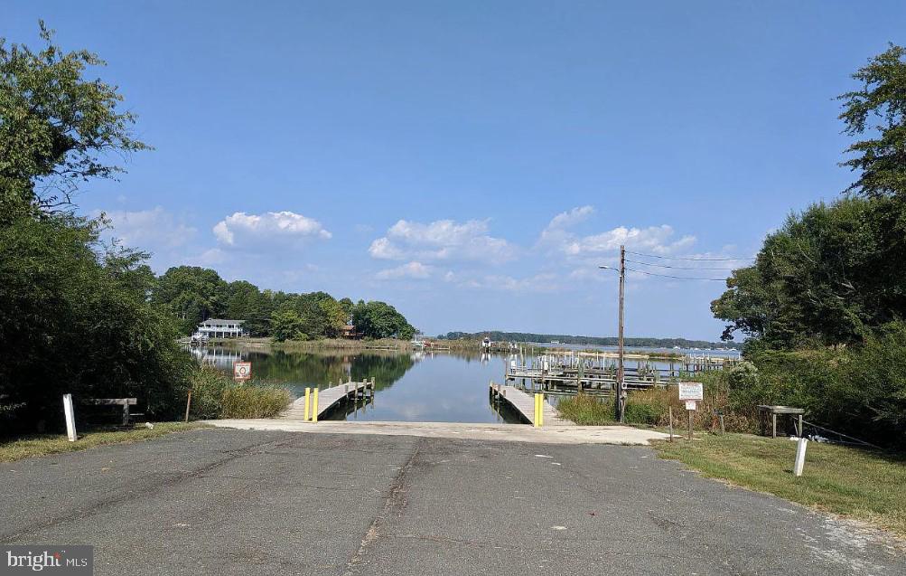 CABIN POINT / GLEBE HARBOR - Residential