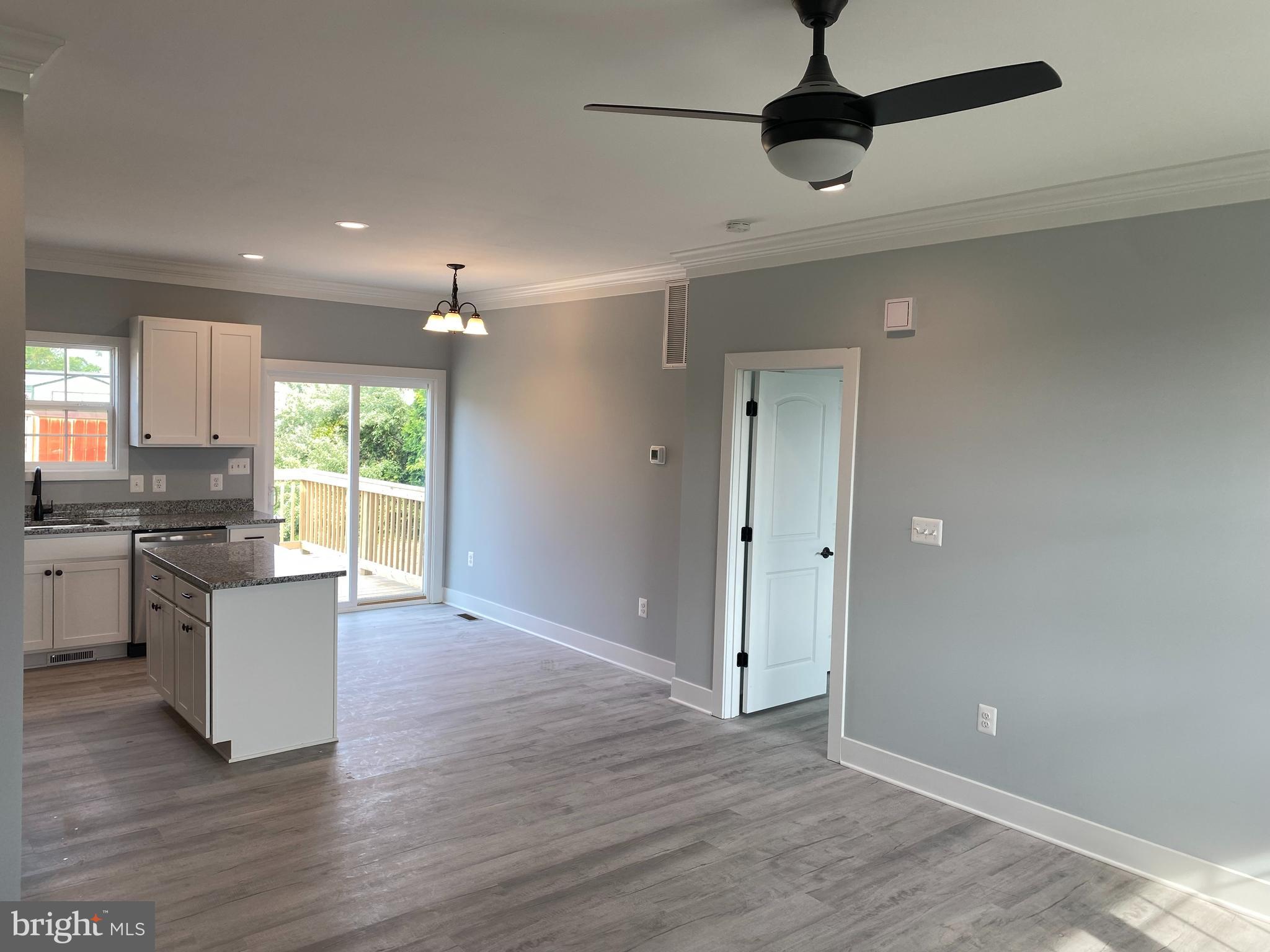 CABIN POINT / GLEBE HARBOR - Residential