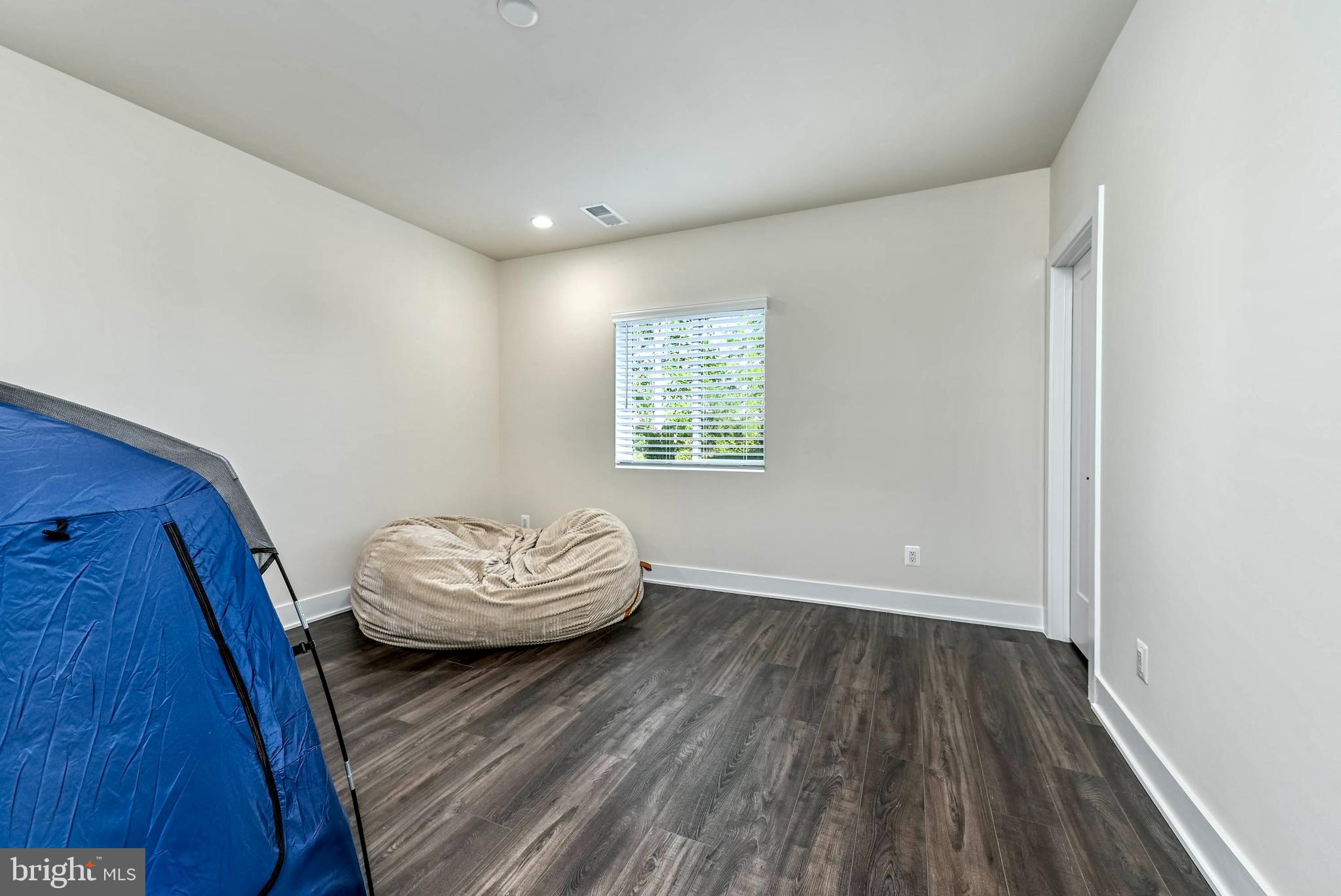 LENAH MILL - Residential