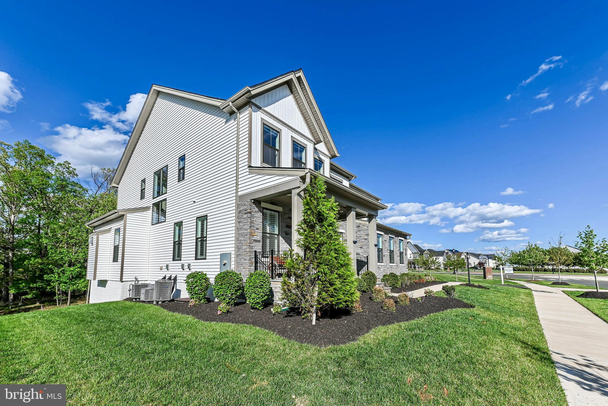 LENAH MILL - Residential