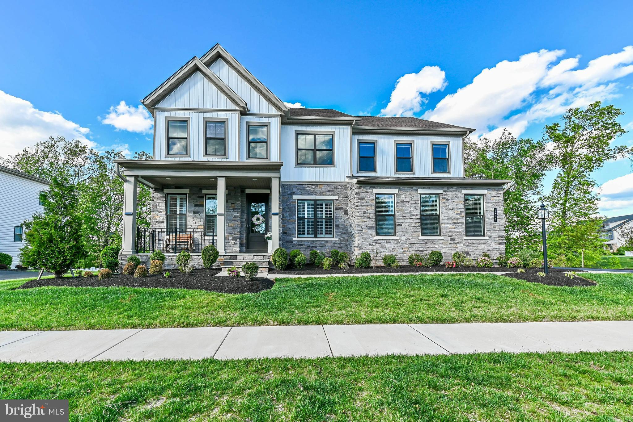 LENAH MILL - Residential