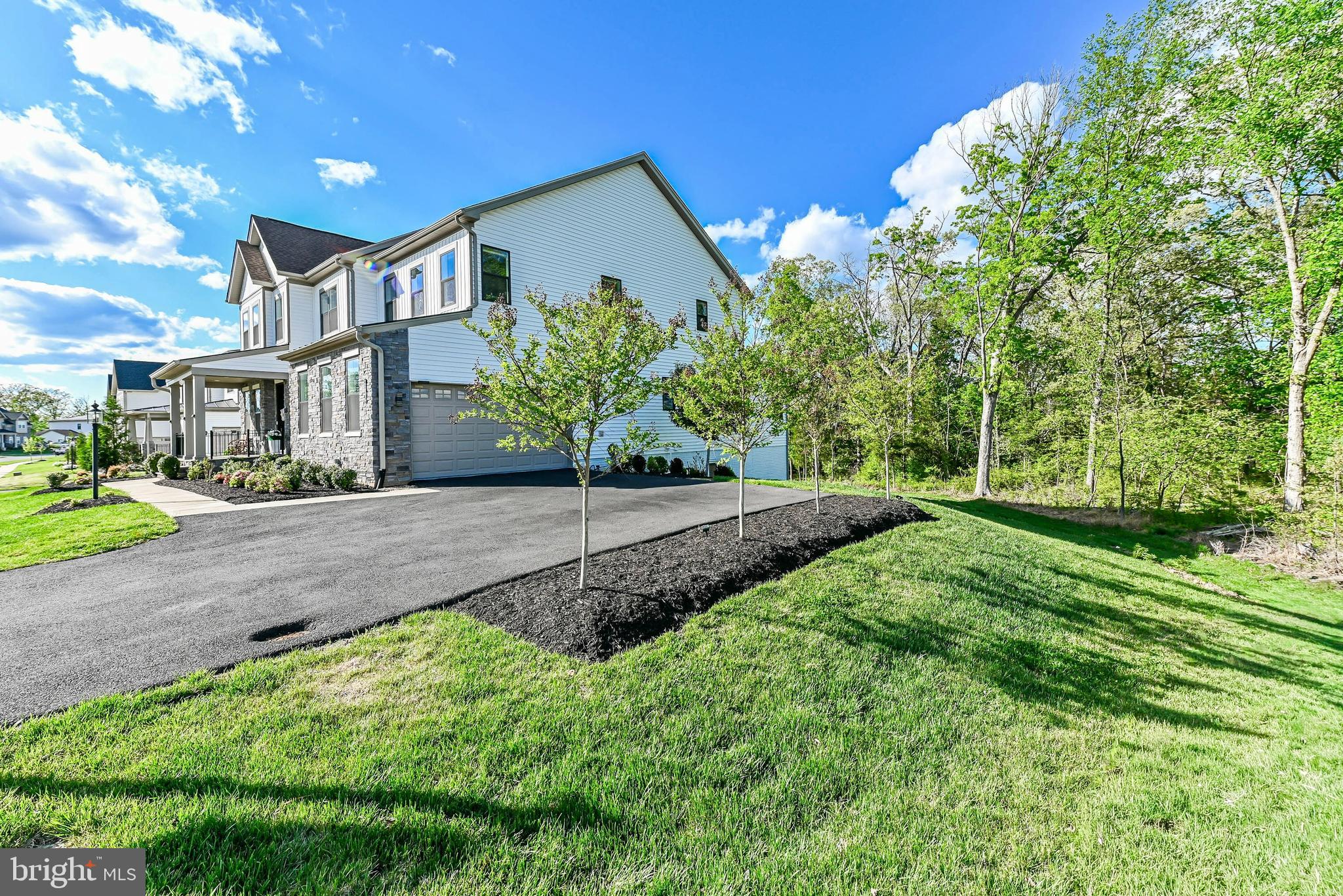 LENAH MILL - Residential