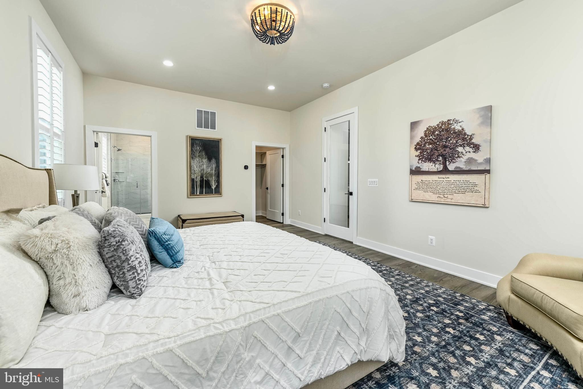 LENAH MILL - Residential