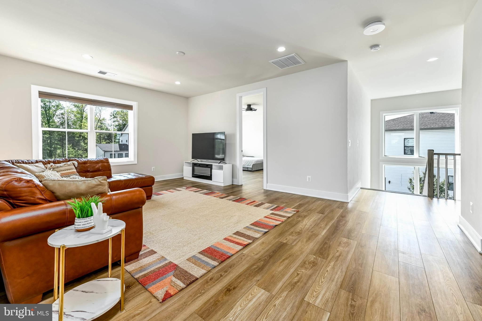 LENAH MILL - Residential