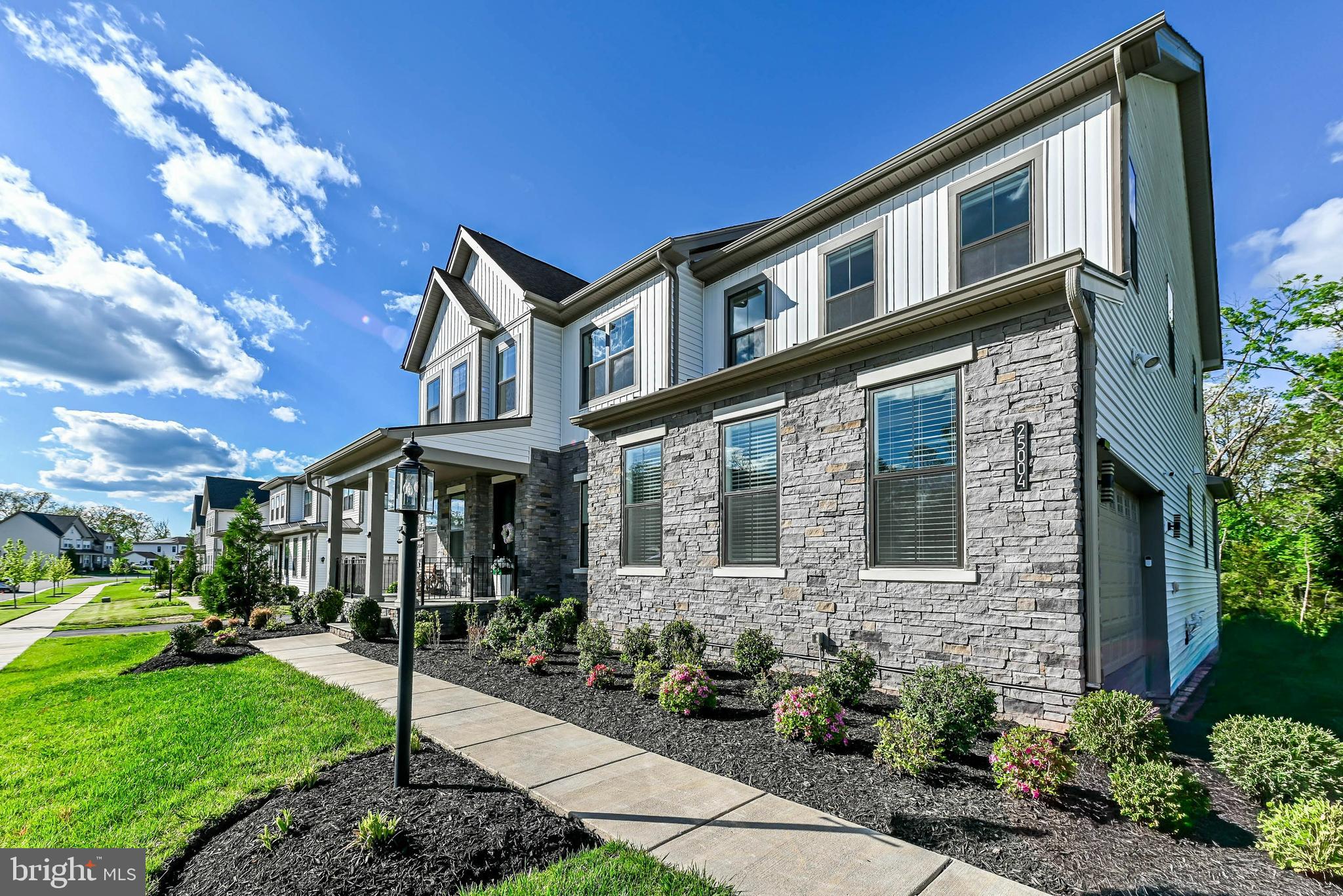 LENAH MILL - Residential