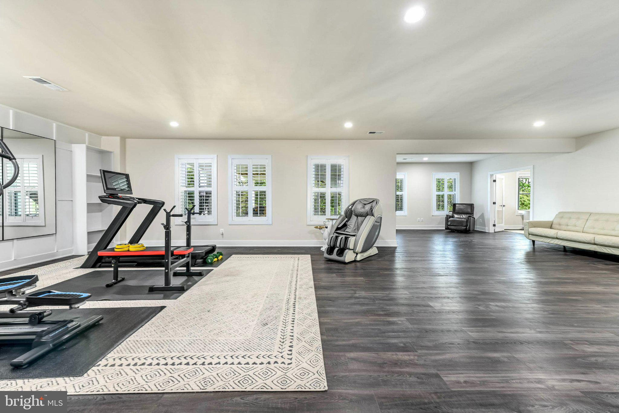 LENAH MILL - Residential