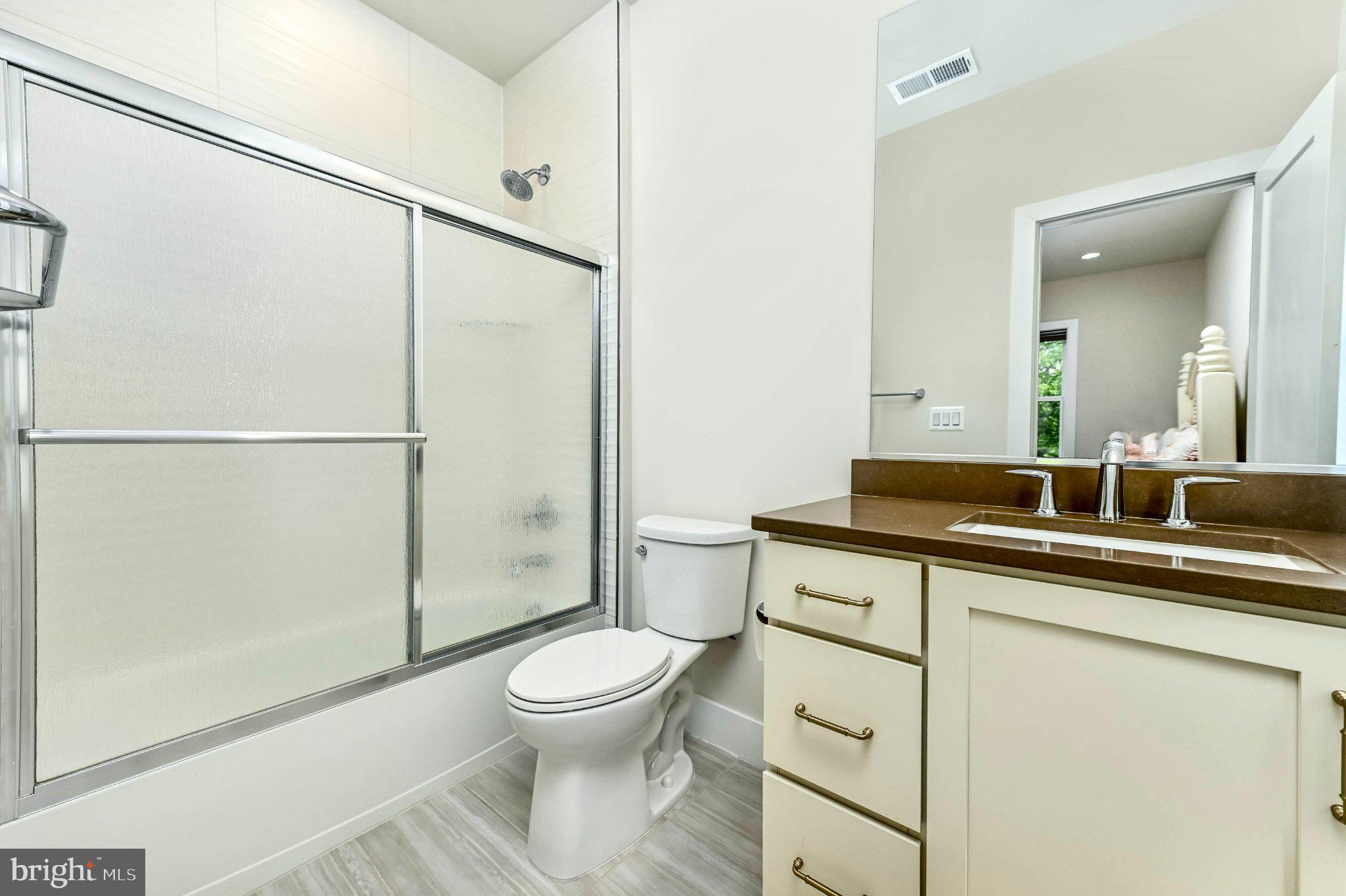 LENAH MILL - Residential