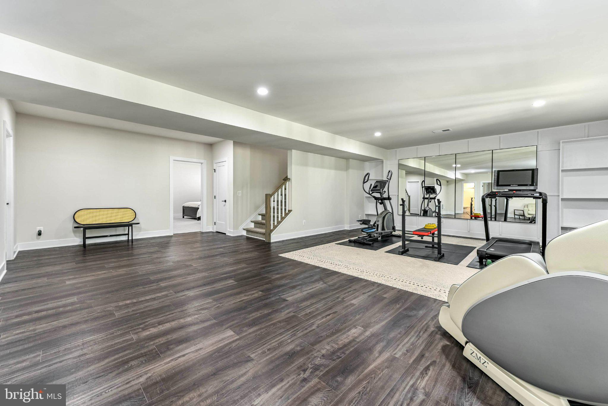 LENAH MILL - Residential