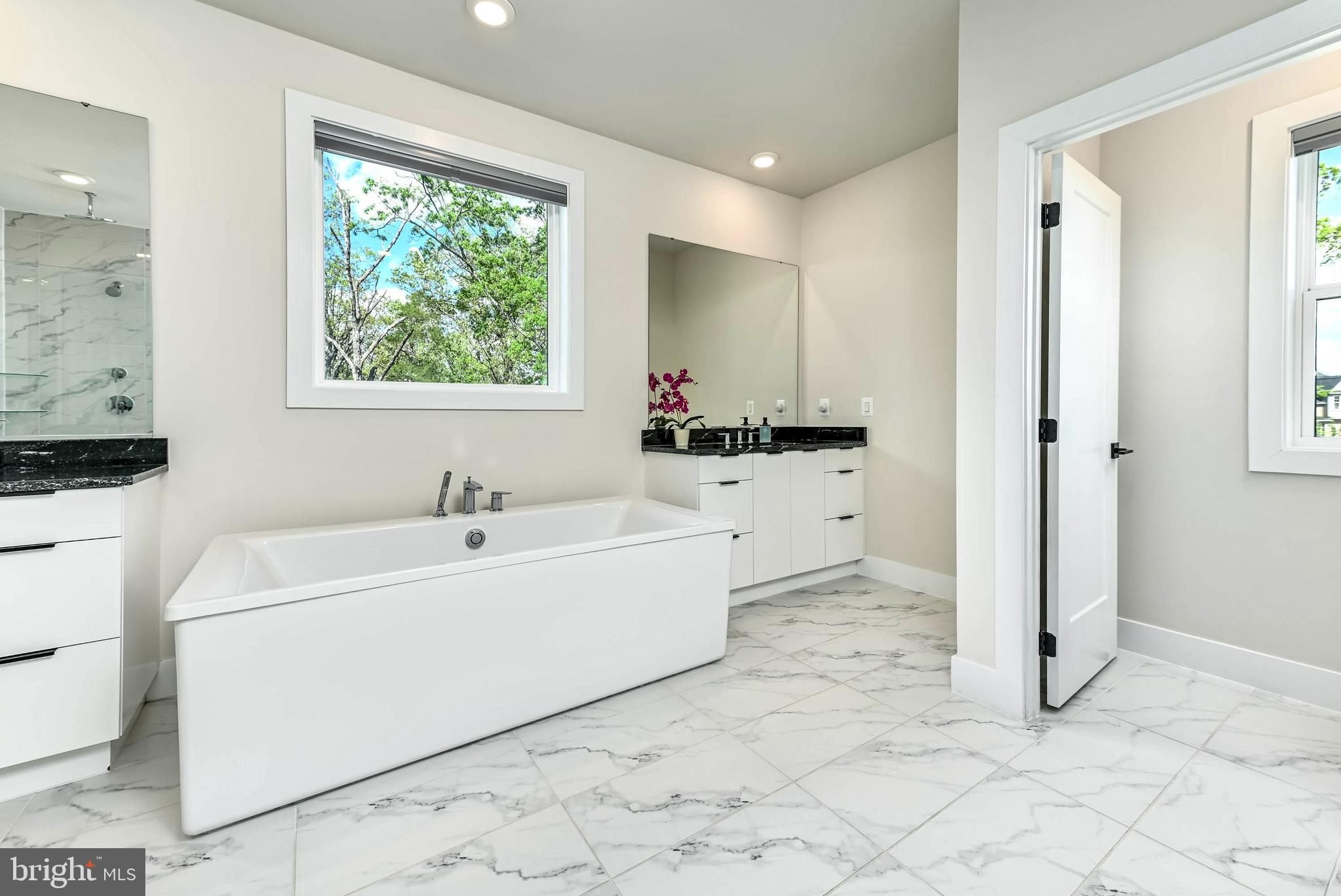 LENAH MILL - Residential