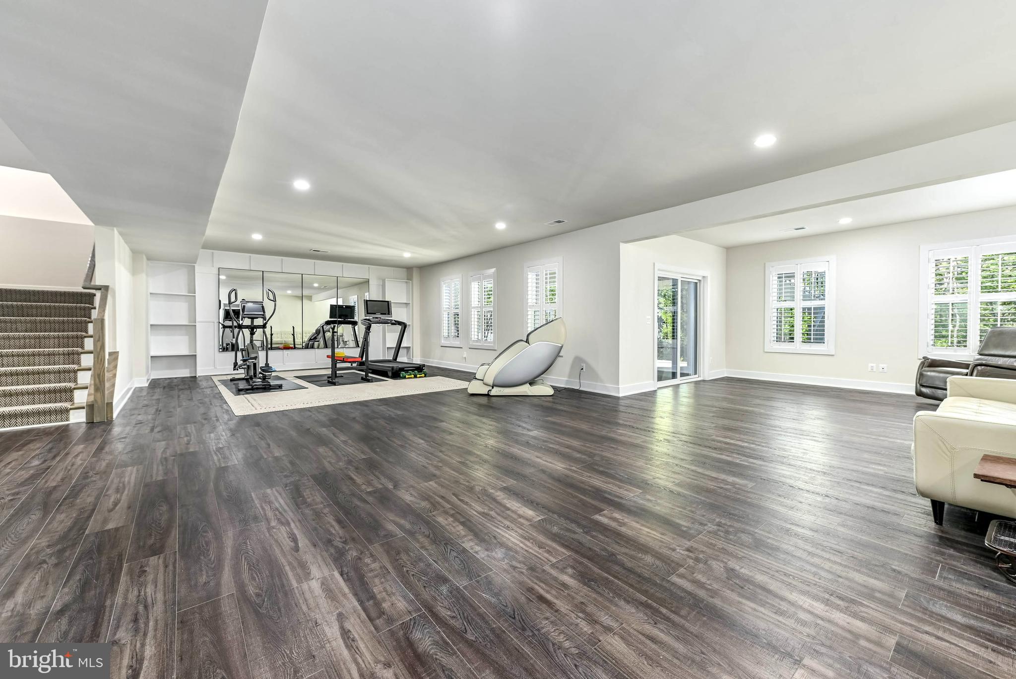 LENAH MILL - Residential