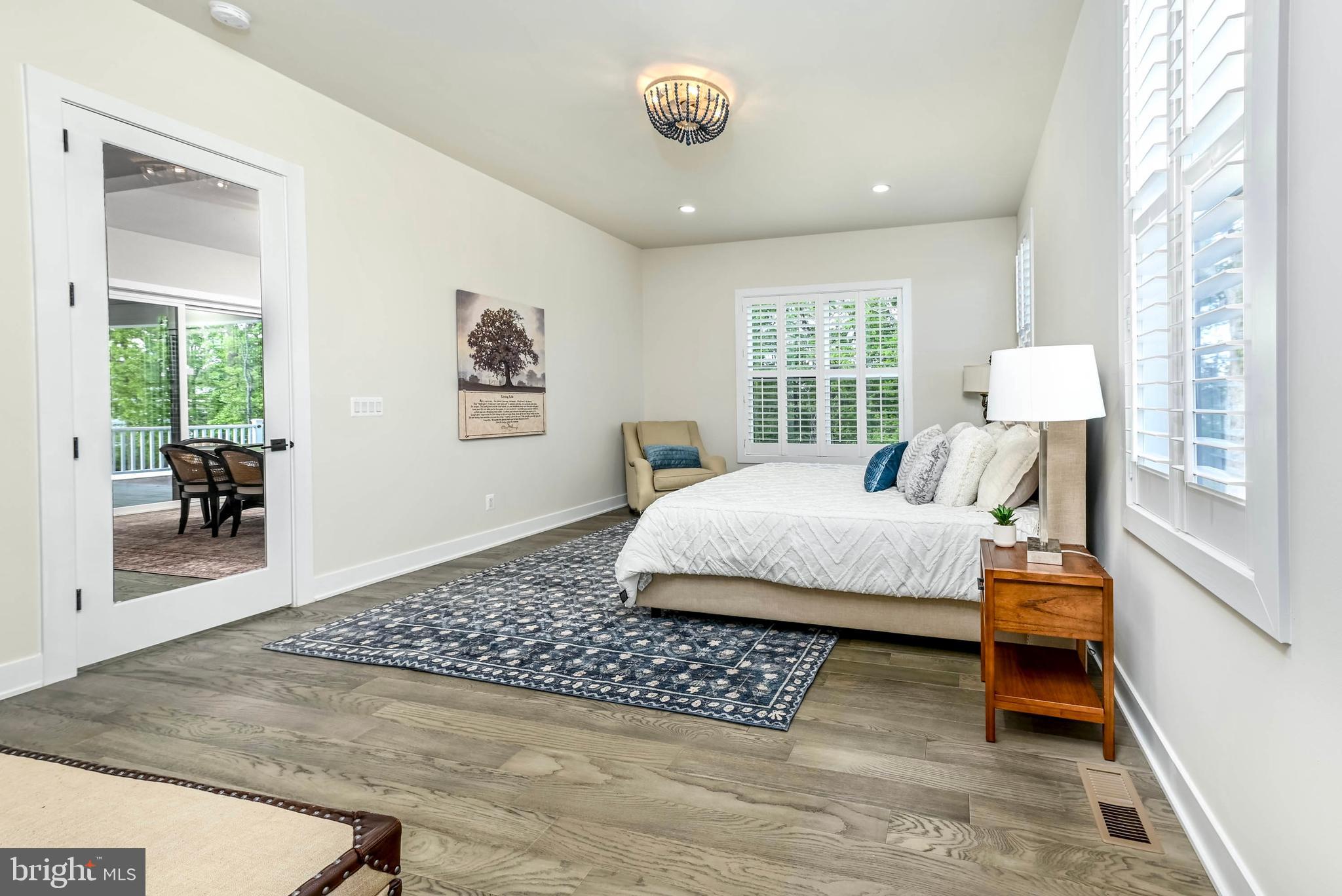 LENAH MILL - Residential