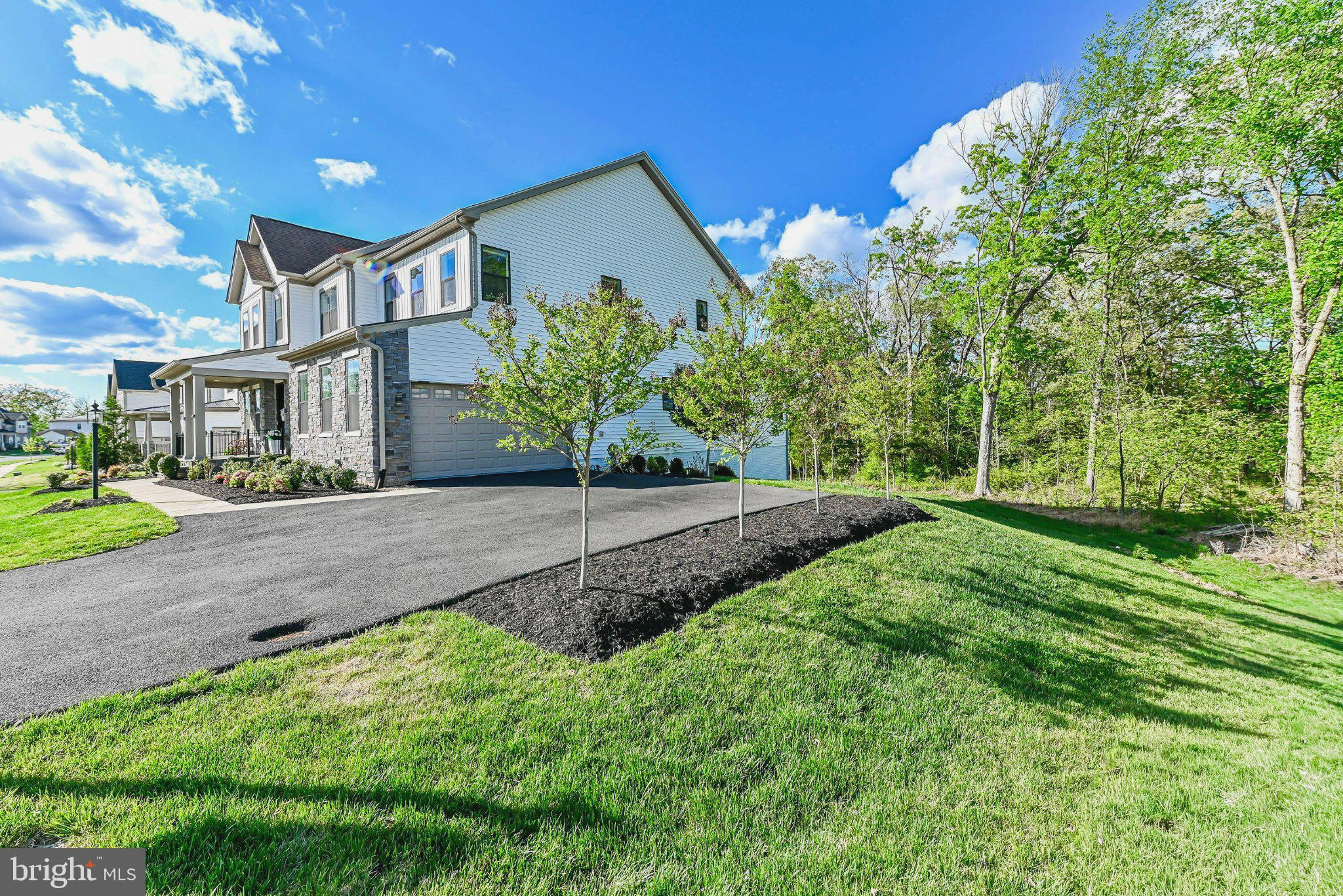 LENAH MILL - Residential